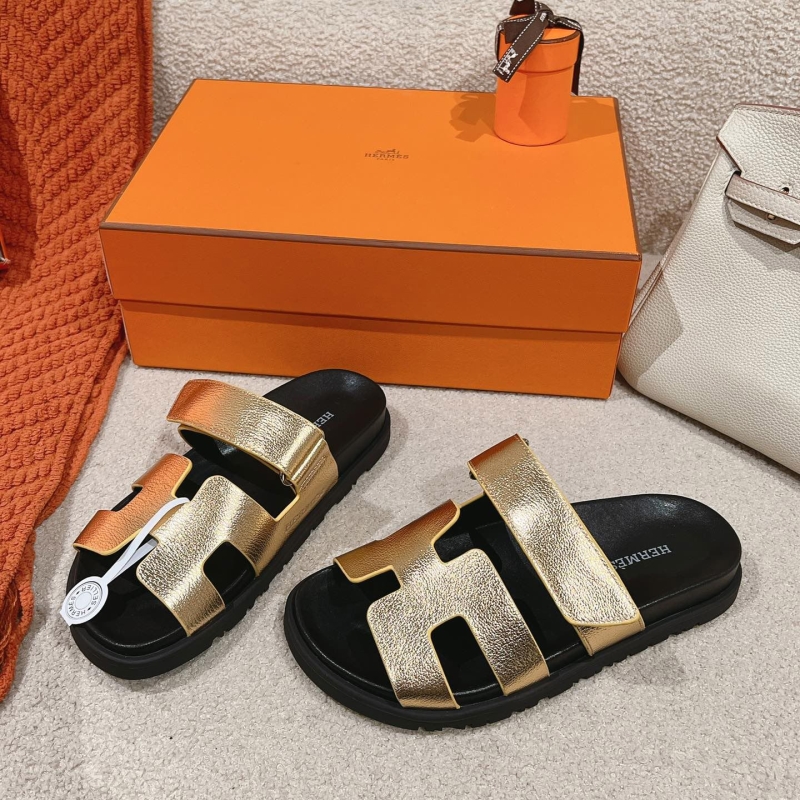 H**mes slippers